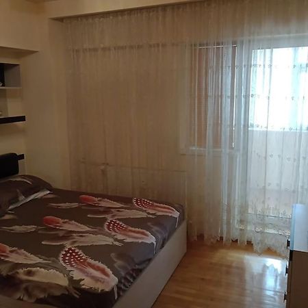 Apartament Ultracentral Kfc Craiova Exteriör bild