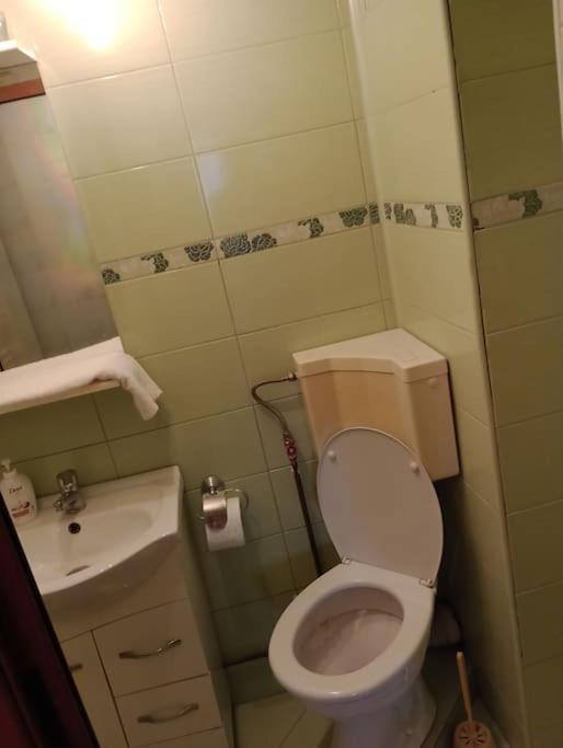 Apartament Ultracentral Kfc Craiova Exteriör bild