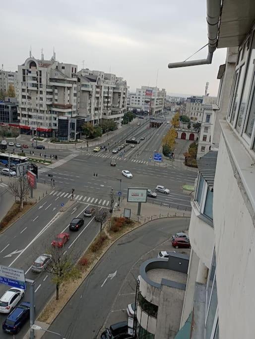 Apartament Ultracentral Kfc Craiova Exteriör bild